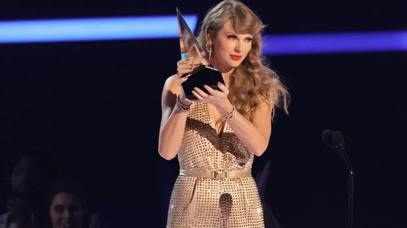 Taylor Swift American Music Awards