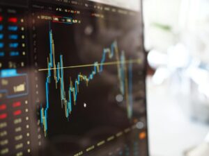 3 Stocks to Buy: Axis Securities Recommends 15% Upside