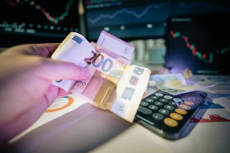 5 Stocks Paying Dividends Soon – Is Your Portfolio Ready?