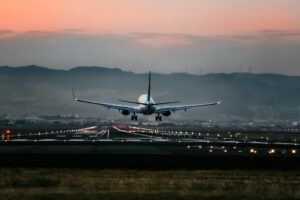 Airbus Lands B in Deals – But Boeing’s Absence Steals the Spotlight!