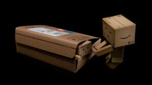 Amazon Tests Humanoid Robots for Van-Based Package Delivery