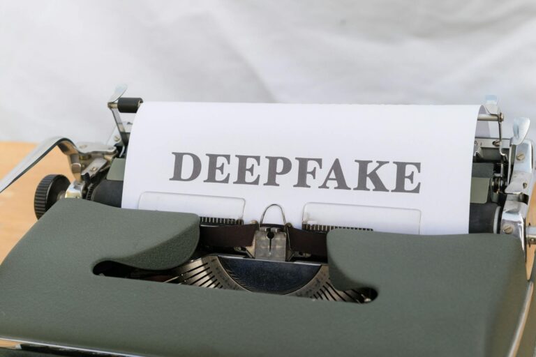 Denmark Fights AI Deepfakes – New Law Gives You Control Over Your Image & Voice!