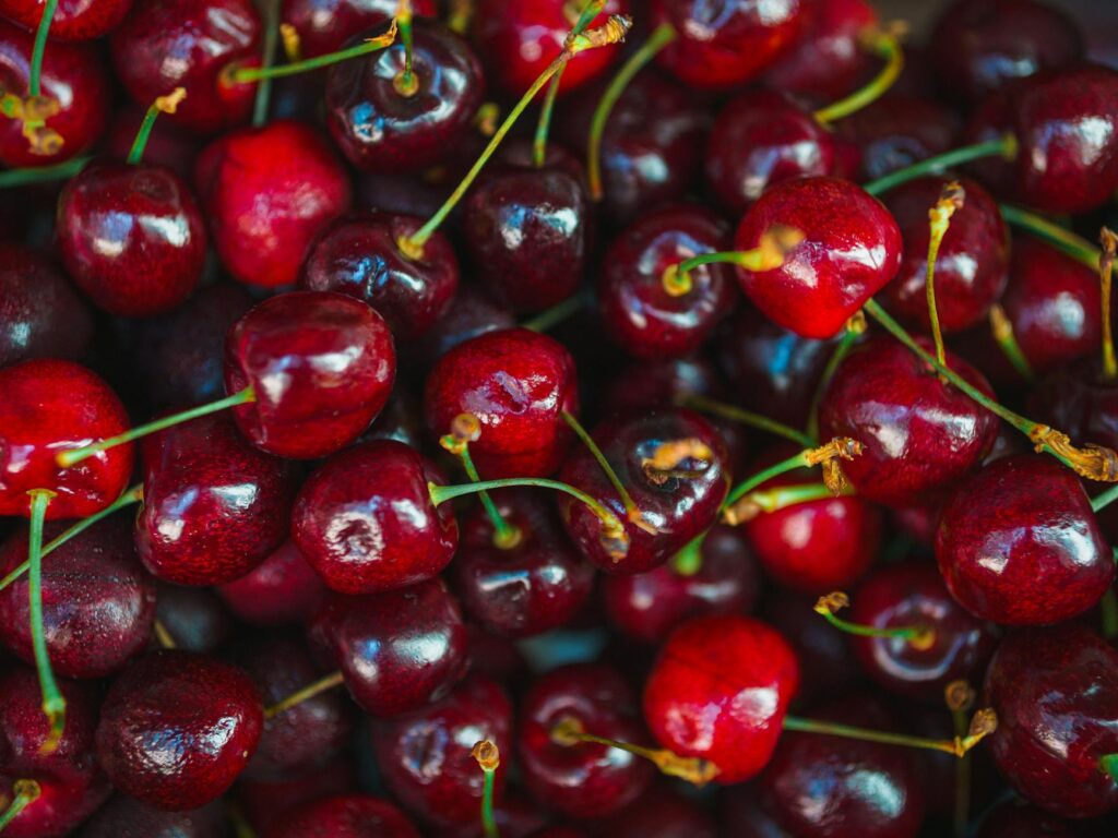 Diet Cherry Coke Returns to US Market After 4 Years 20250609155244686544
