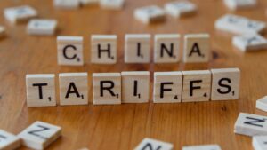 FedEx in Crisis: China Trade War Sparks Sharp Demand Drop – What’s Next?