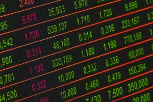 Gold Prices Tumble – Here’s Why Traders Are Worried Now!