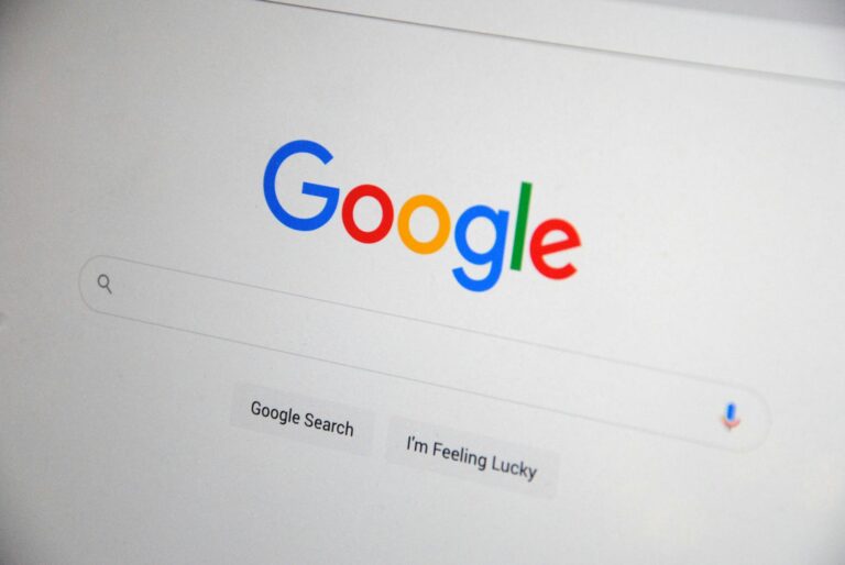 Google Search Just Got a Voice – Listen to Your Results Like a Podcast!