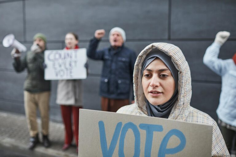 Italians Vote on Easier Citizenship & Labor Law Changes