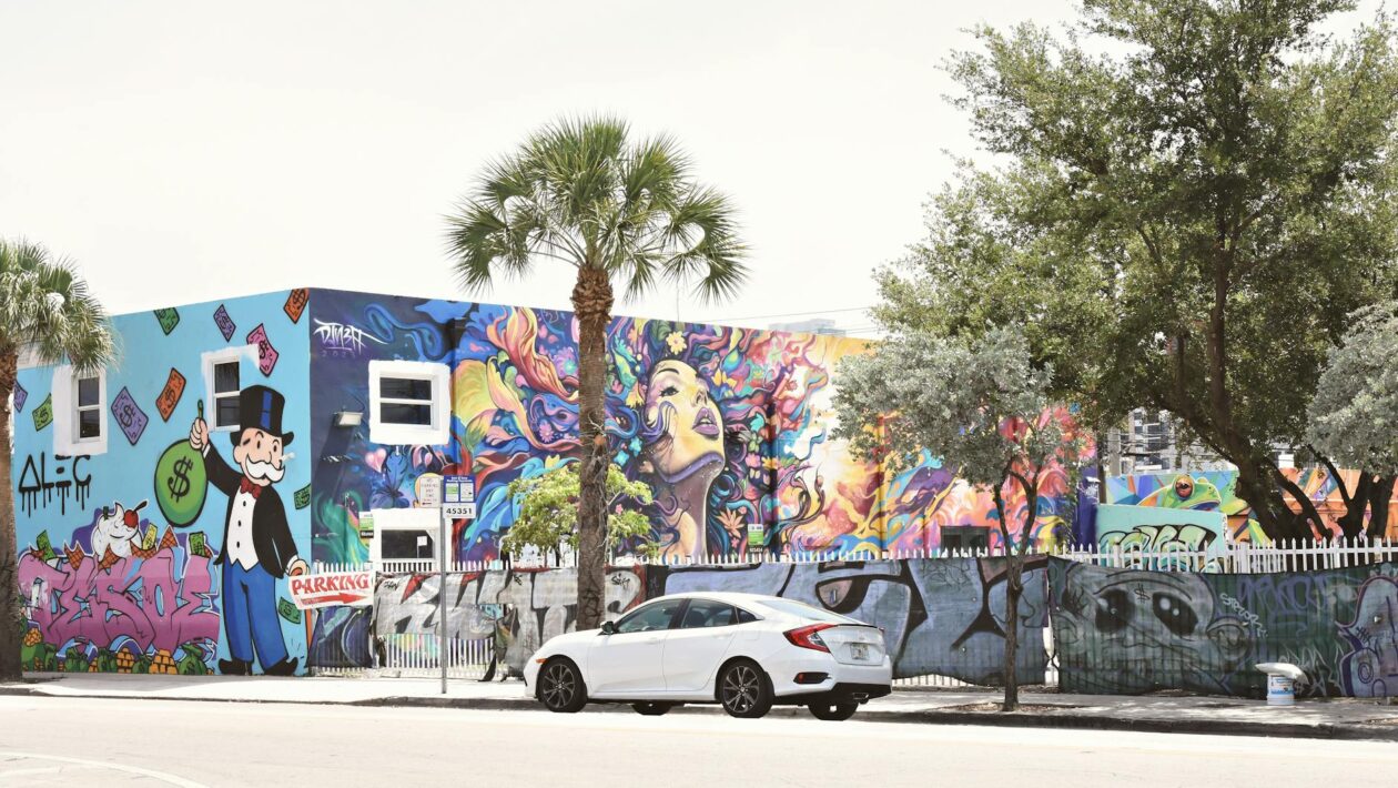 Jackie Robinson, Minnie Minoso Mural Vandalized in Miami