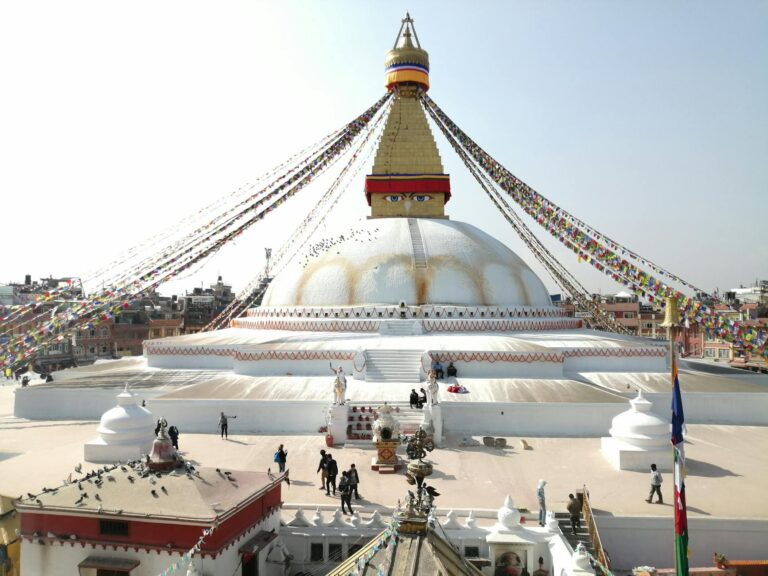 Massive Crowds at Jagannath Temple – What’s Happening Right Now?