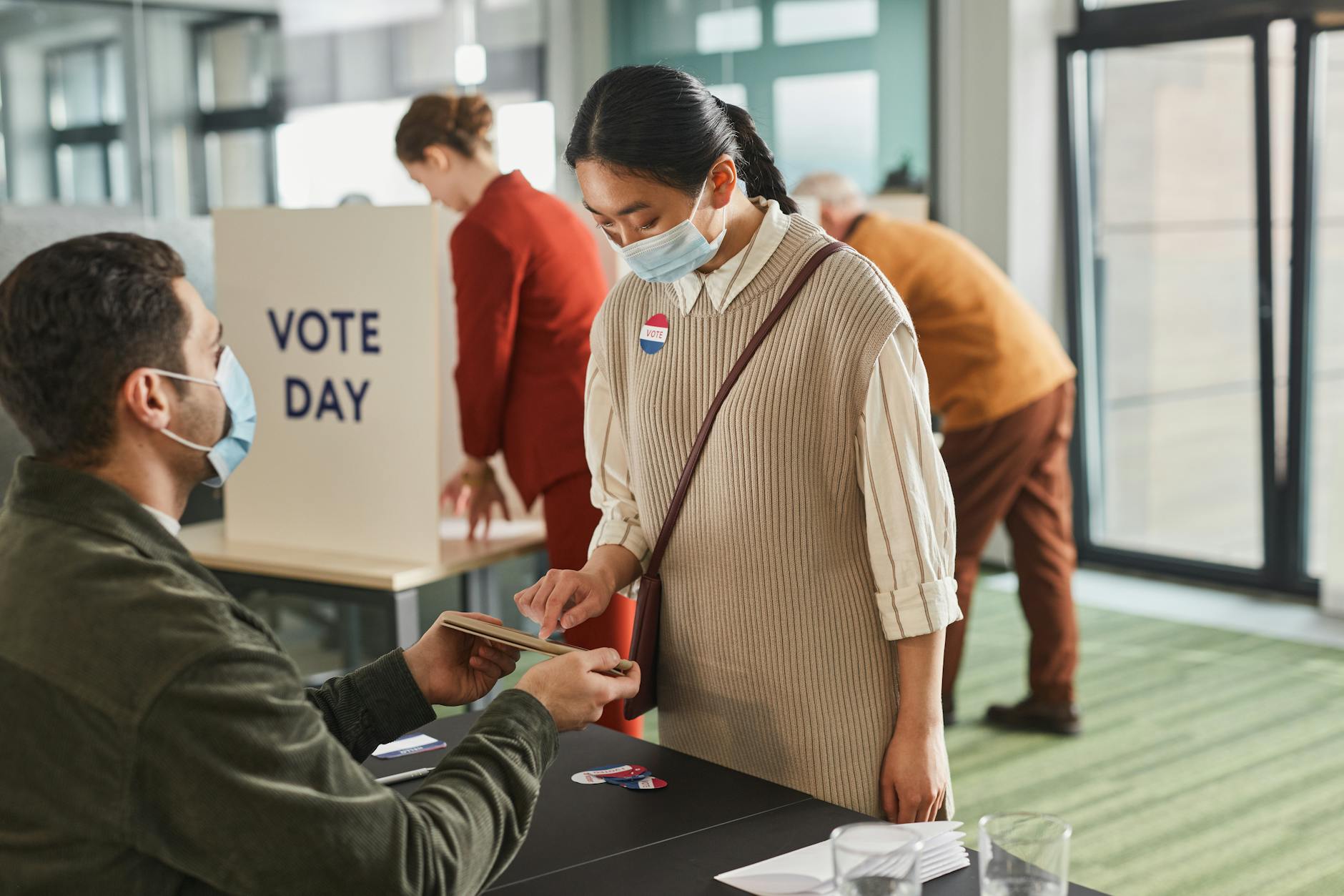 NYC Voters Rush to Polls Early — Is This a Record-Breaking Primary?