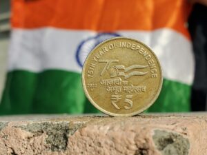 Rupee Jumps 75 Paise in a Day – Here’s Why Oil Prices Are the Game-Changer!