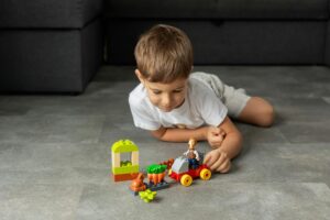 This Game Features a Boy With NO Elbows – And It’s Brilliant!