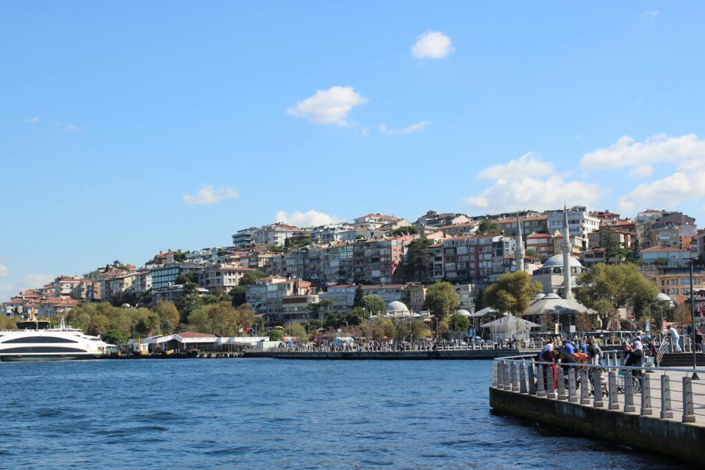 Scenic view of Istanbul waterfront with vibrant urban skyline and the Bosphorus.