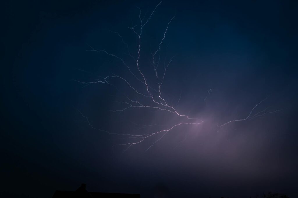 Trump Defies Storm Warnings for Army s 250th Parade Rain B 20250614195328580971