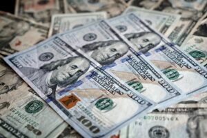 U.S. Policy Shift Sparks Warning: Growth at Risk, Debt to Rise?