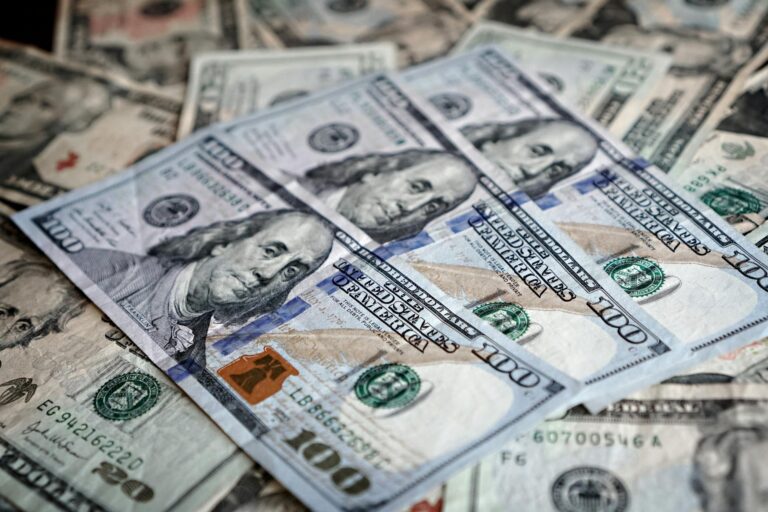 U.S. Policy Shift Sparks Warning: Growth at Risk, Debt to Rise?