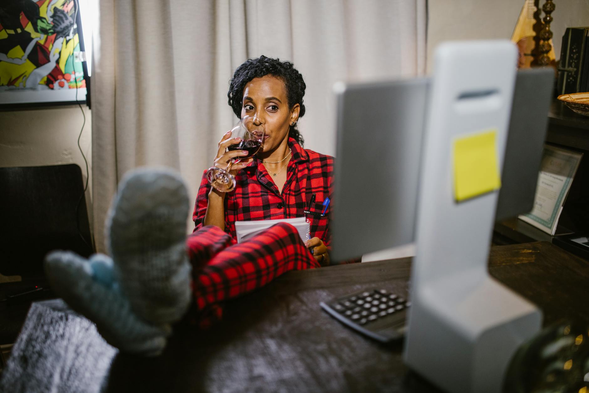 WFH Era Over? London Firms Push Employees Back to the Office!