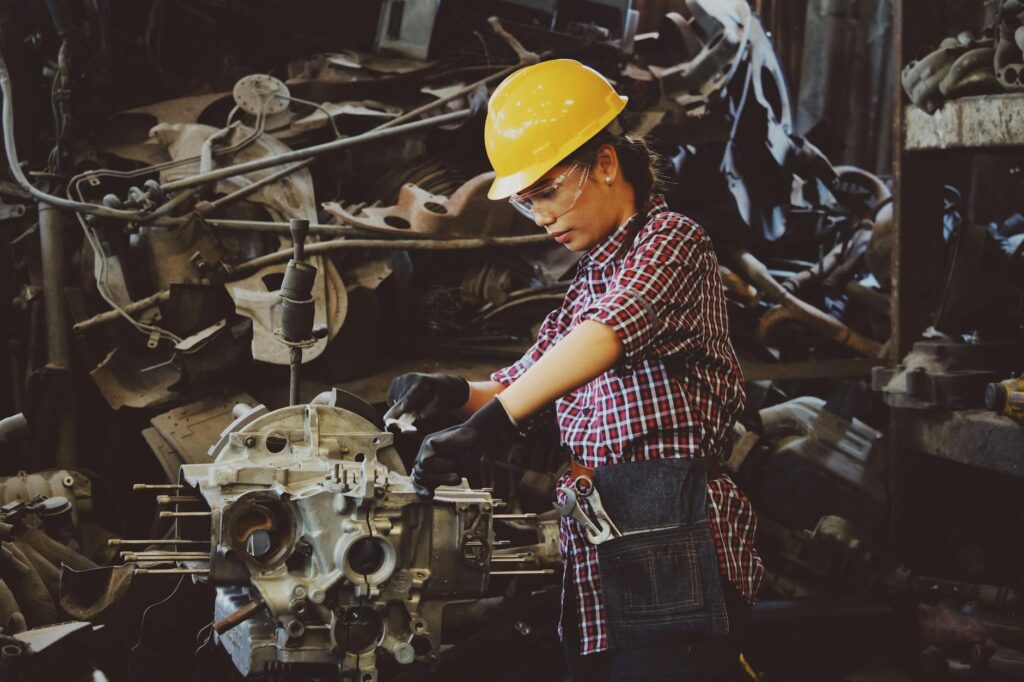 Warren Buffett Can’t Fix This: RV Industry’s Shocking Breakdowns Exposed!