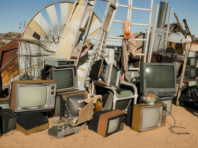How US Lawmakers Plan to Outpace China With E-Waste Recycling