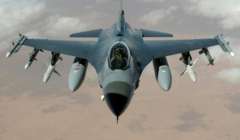 Israel’s Arrow 4 vs Iran’s Missiles – Who Wins the Sky Battle?