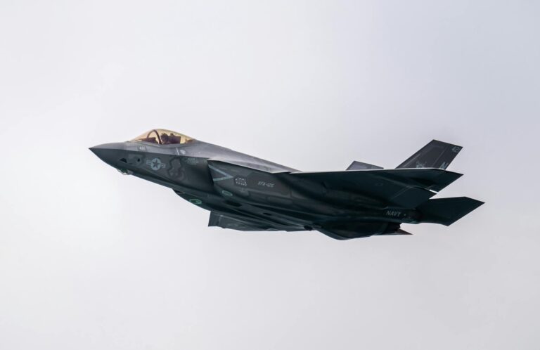 Shocking Twist in Ahmedabad Crash Probe – US Fighter Jet Deal Exposes UK!