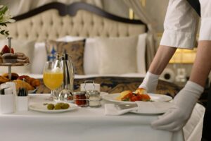 Shocking! Pune Hotel Serves Cockroach in Soup – What Happened Next?