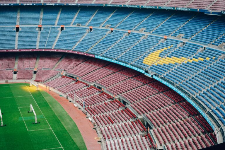This Football Star’s Wealth Beats Messi, Ronaldo, Virat & Dhoni – Guess Who?